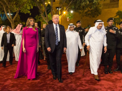 President Donald Trump and First Lady Melania Trump arrive to the Murabba Palace, escorted by King Salman bin Abdulaziz Al Saud of Saudi Arabia, Saturday evening, May 20, 2017, in Riyadh, Saudi Arabia, to attend a banquet in their honor. (Official White House Photo by Shealah Craighead)