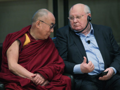 World Summit Of Nobel Peace Laureates Held In Chicago