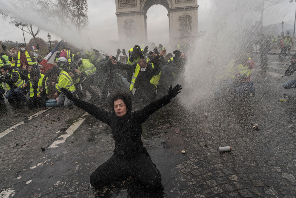 France's 'Yellow Vest' Protesters Return to Champs-Elysees