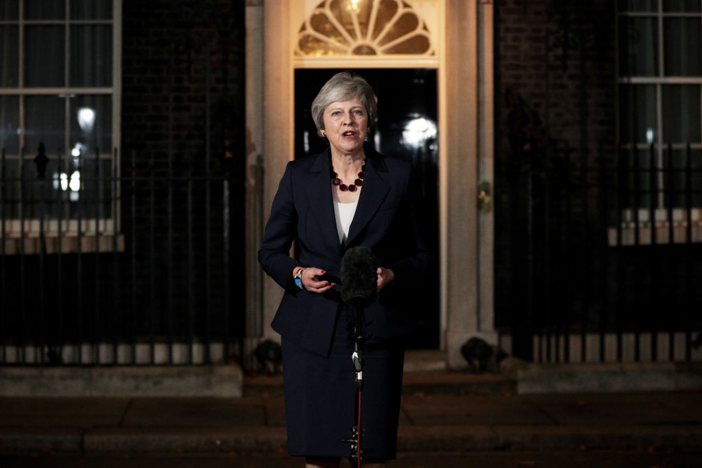 The British Prime Minister Confirms That Her Cabinet Back Brexit Draft Agreement