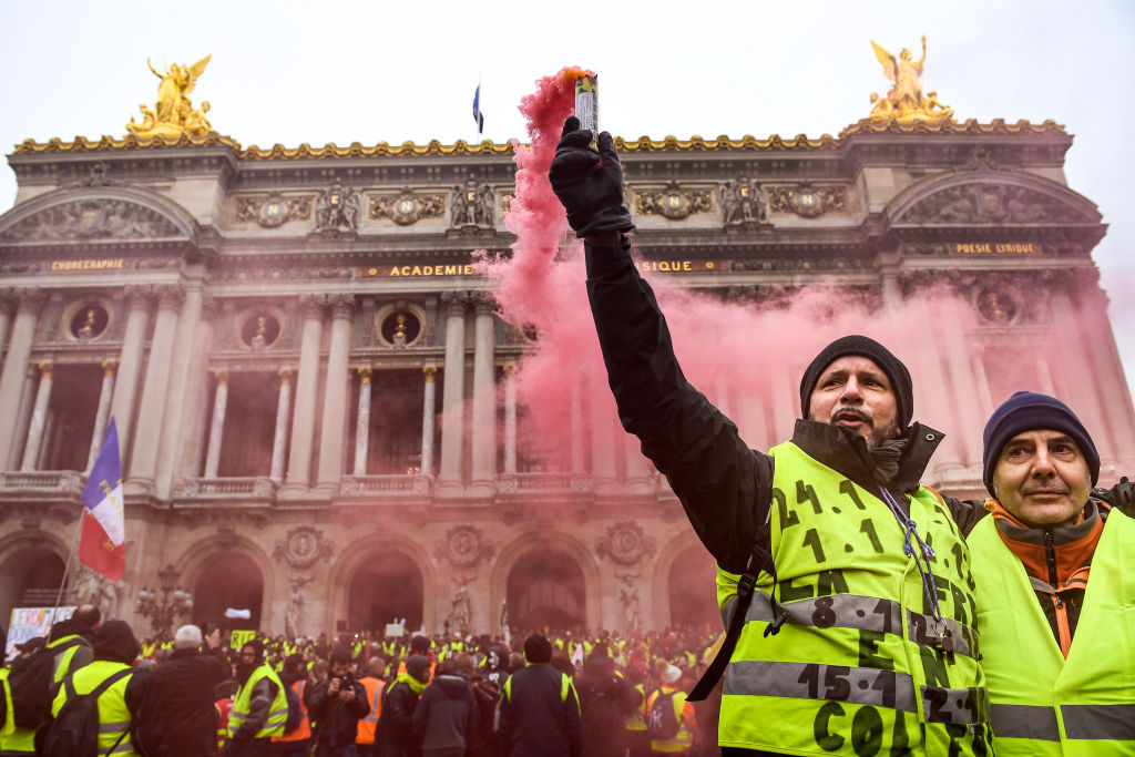 'Yellow Vests' Return Despite Macron's Concessions