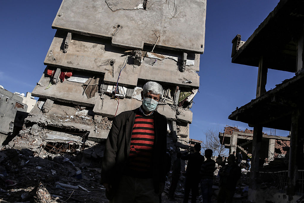 Residents Return To Turkish Town Of Cizre After Curfew
