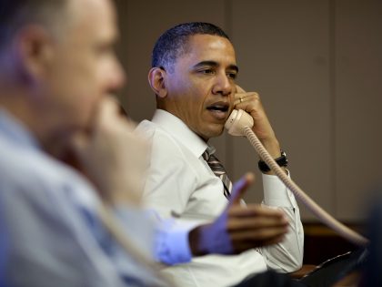 US President Barack Obama Libya Briefing Onboard Air Force One
