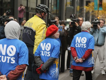 Seniors Rally In Support Medicare, Social Programs In Chicago