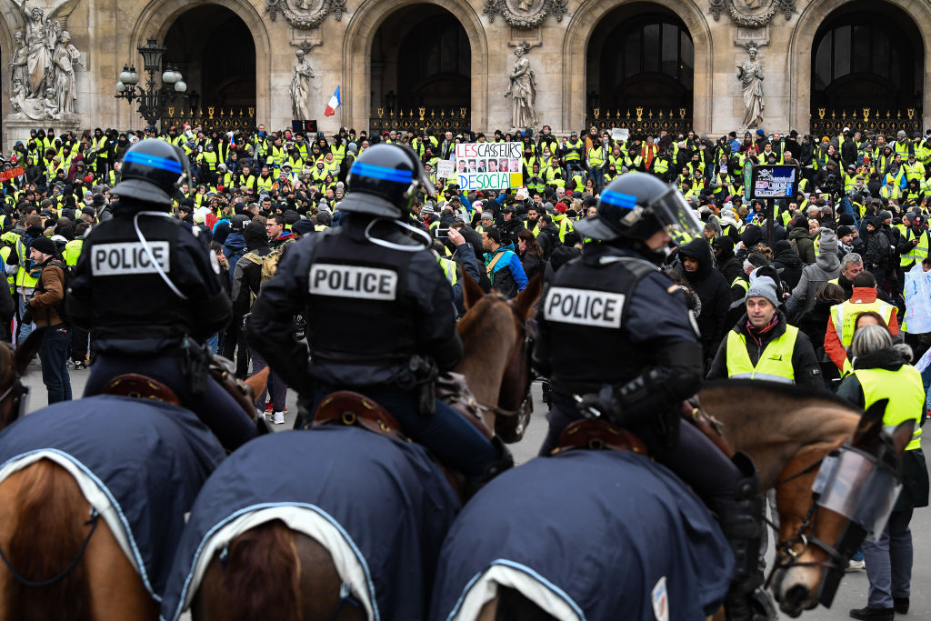 'Yellow Vests' Return Despite Macron's Concessions