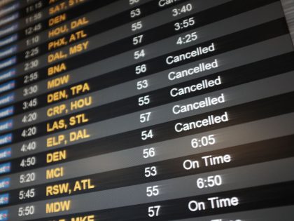Flights Into New York's Laguardia Halted Over Air Traffic Control Staffing Issues Related To Gov't Shutdown