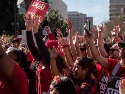 Los Angeles Teachers Reach Tentative Strike Settlement