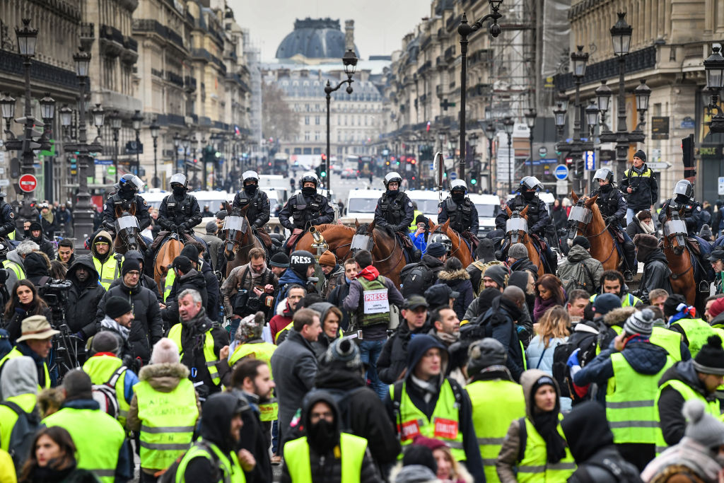 'Yellow Vests' Return Despite Macron's Concessions