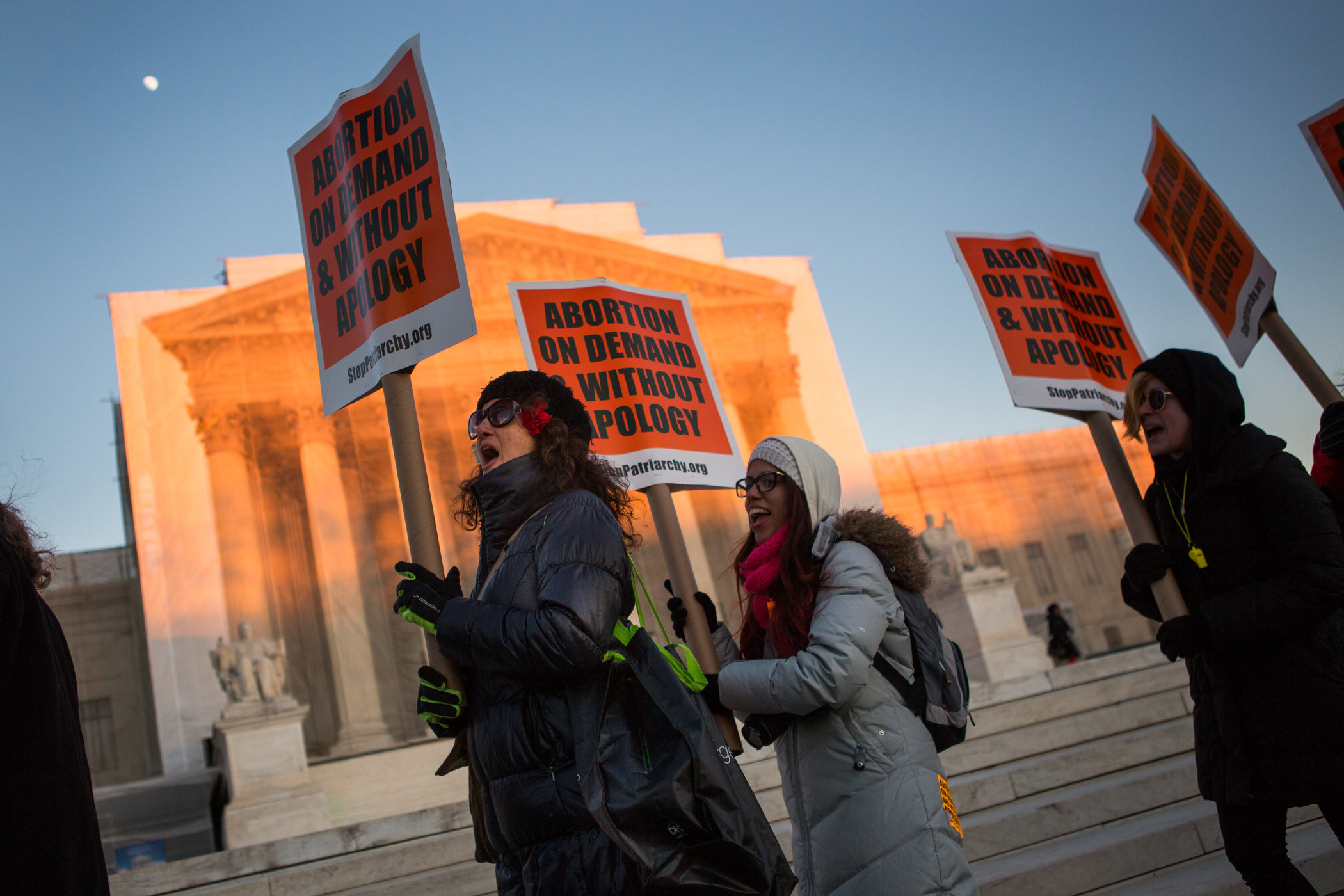 NOW Commemorates 40th Anniversary of Roe V. Wade At Supreme Court