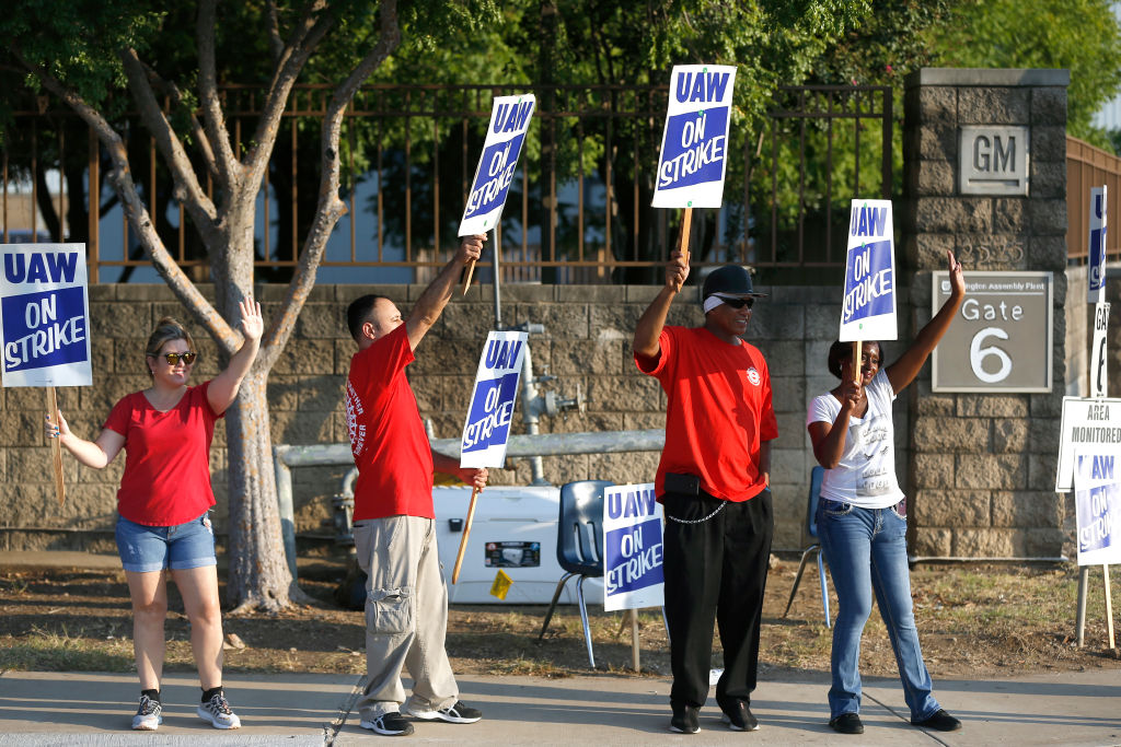 United Auto Workers Go On First National Strike Since 1982