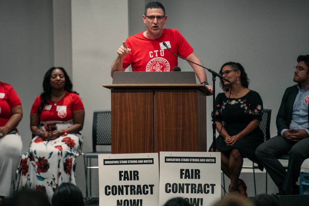 Sen. Bernie Sanders Joins Chicago Teachers Union Rally
