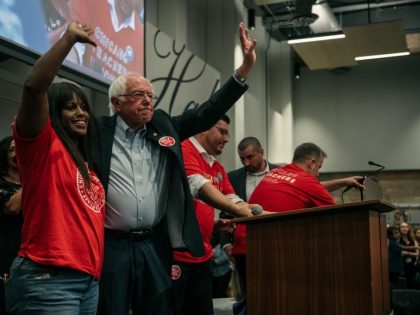 Sen. Bernie Sanders Joins Chicago Teachers Union Rally