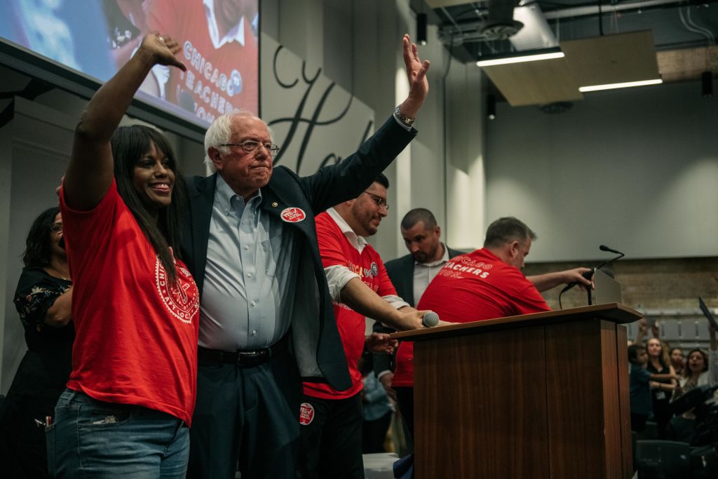 Sen. Bernie Sanders Joins Chicago Teachers Union Rally