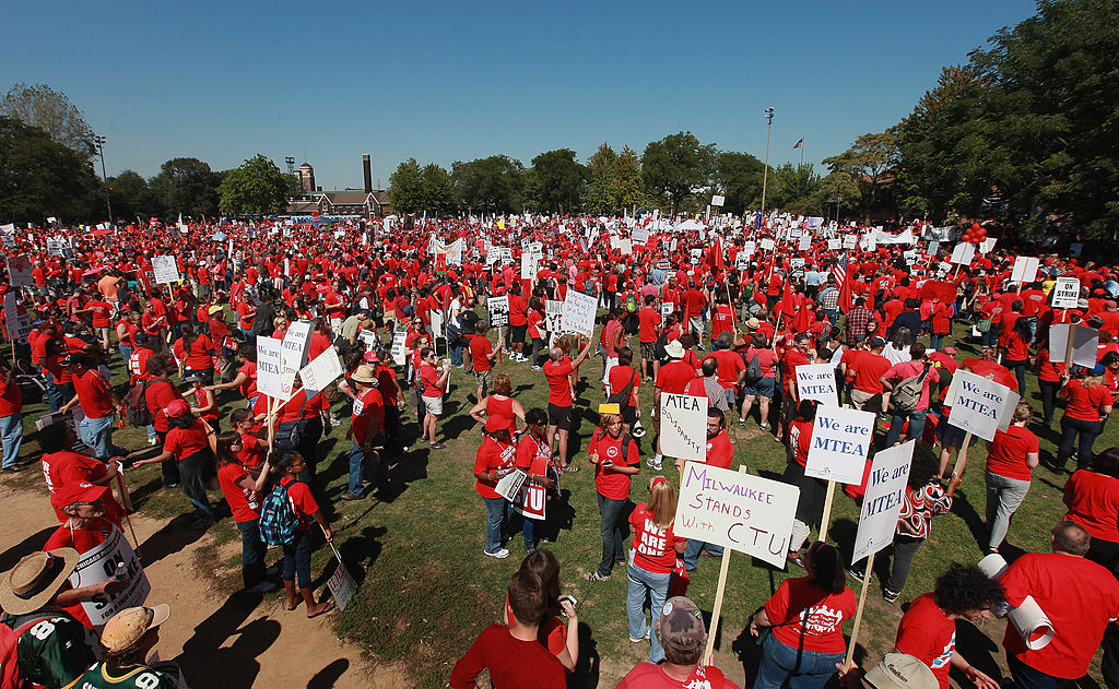 Chicago Teachers Union Holds Rally After Week of Striking