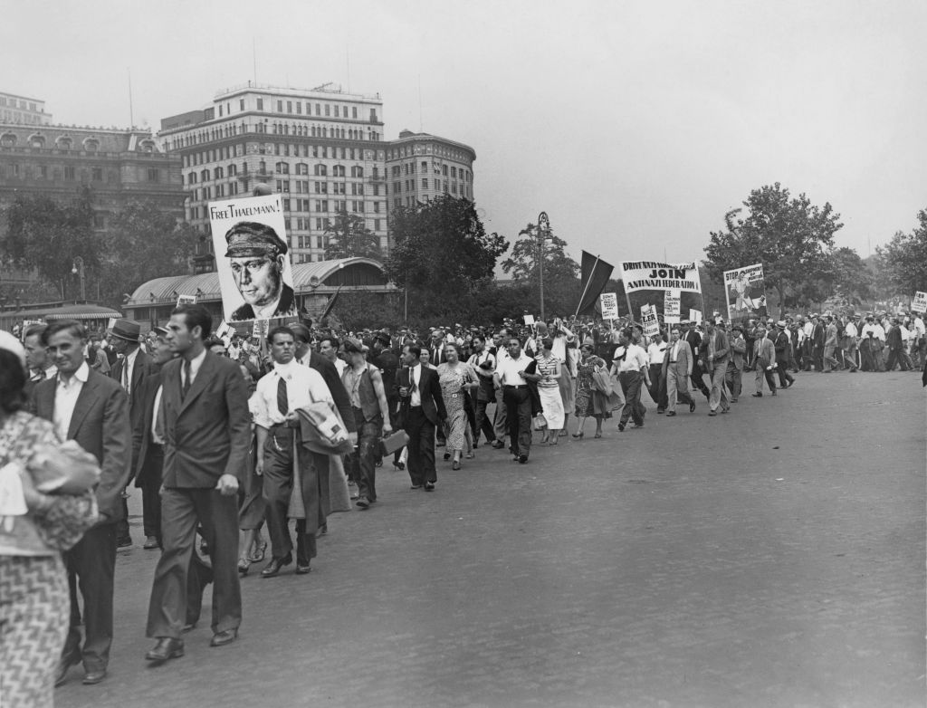 Anti-Nazis In  Battery Park