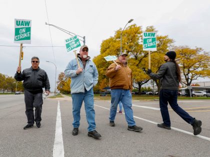 UAW Members Await Announcement On Tentative Deal Ending Strike