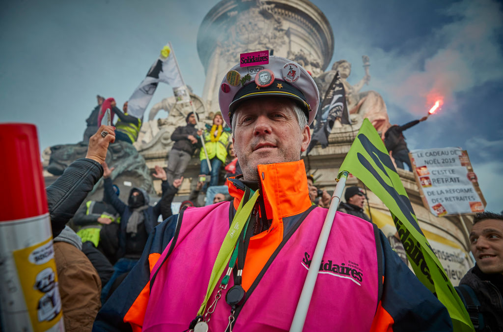 French Public Sector Workers Begin New Round Of Pension Strikes