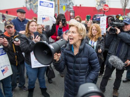 Democratic Presidential Candidate Elizabeth Warren Joins Picket Line With Striking Stop & Shop Workers In Somerville, Massachusetts