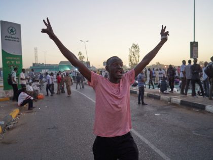 Khartoum Protests Continue As Military Delays Ceding Power