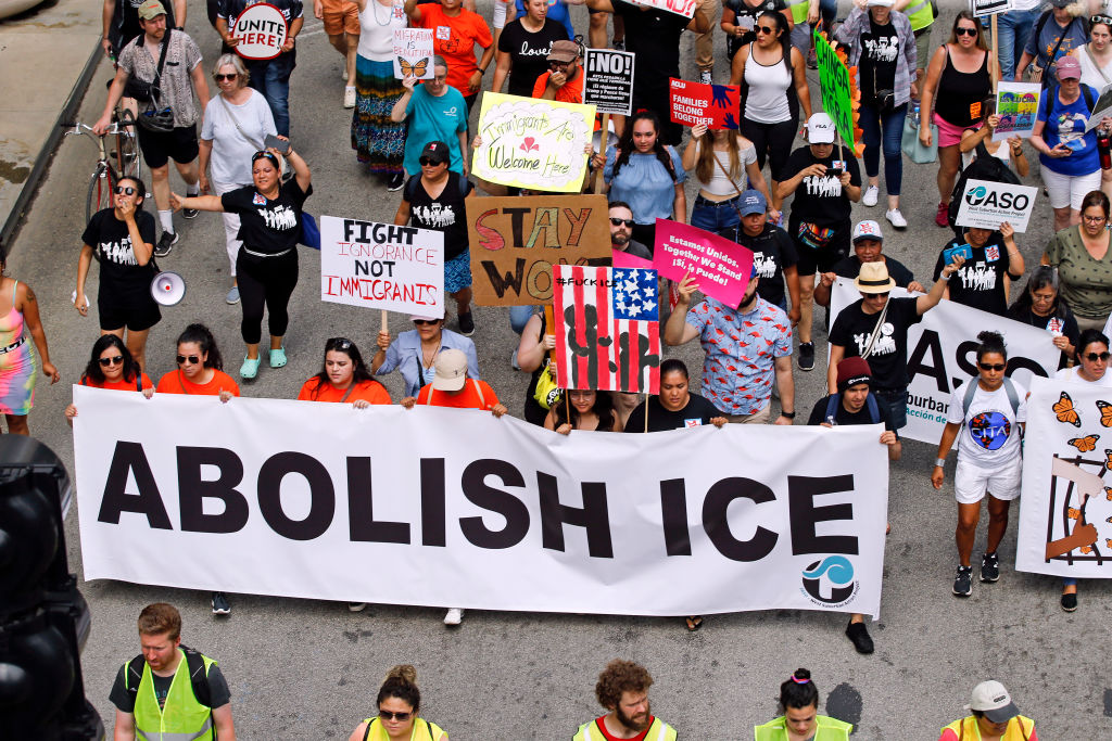 Thousands In Chicago Protest Planned ICE Arrests Of Undocumented Immigrants