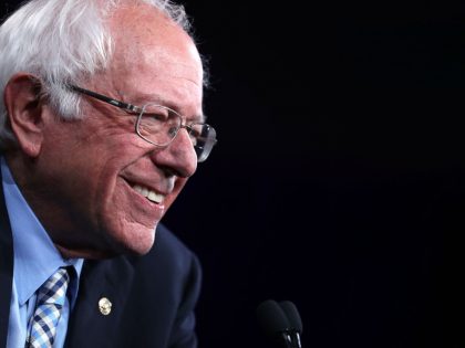 Presidential Candidates Attend Democratic National Committee Summer Meeting