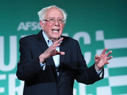 Democratic Presidential Candidates Attend Public Service Union Forum In Las Vegas