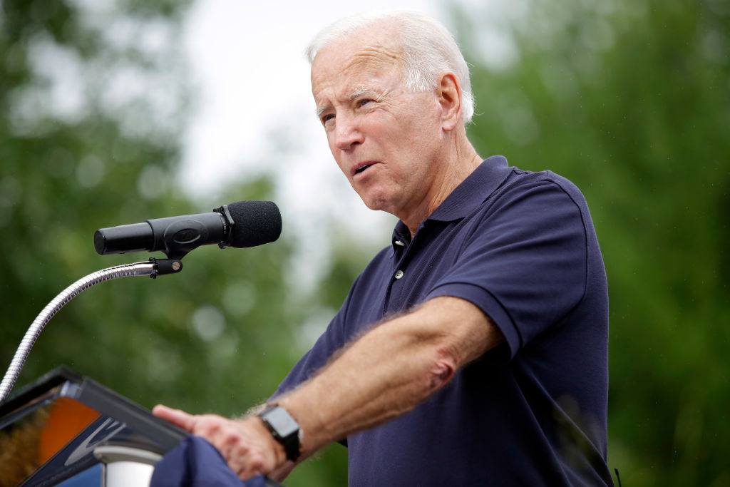 Presidential Candidates Attend Polk County Democrats' Steak Fry In Des Moines