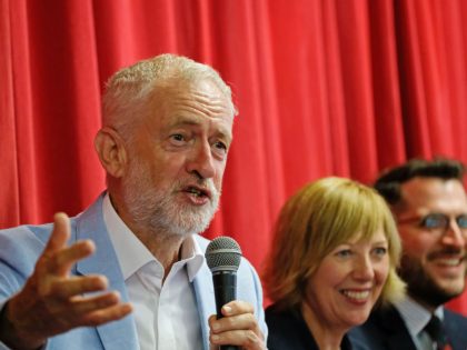 Jeremy Corbyn Holds A Campaign Rally In Glasgow