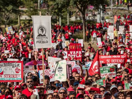 Los Angeles Teachers Reach Tentative Strike Settlement