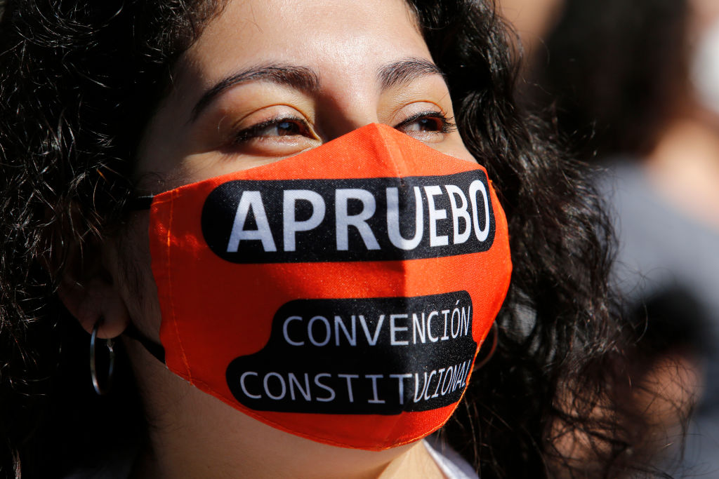 Chileans Protest One Year After Beginning of Social Outbreak