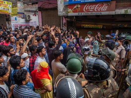 India Imposes Lockdown As The Coronavirus Continue To Spread