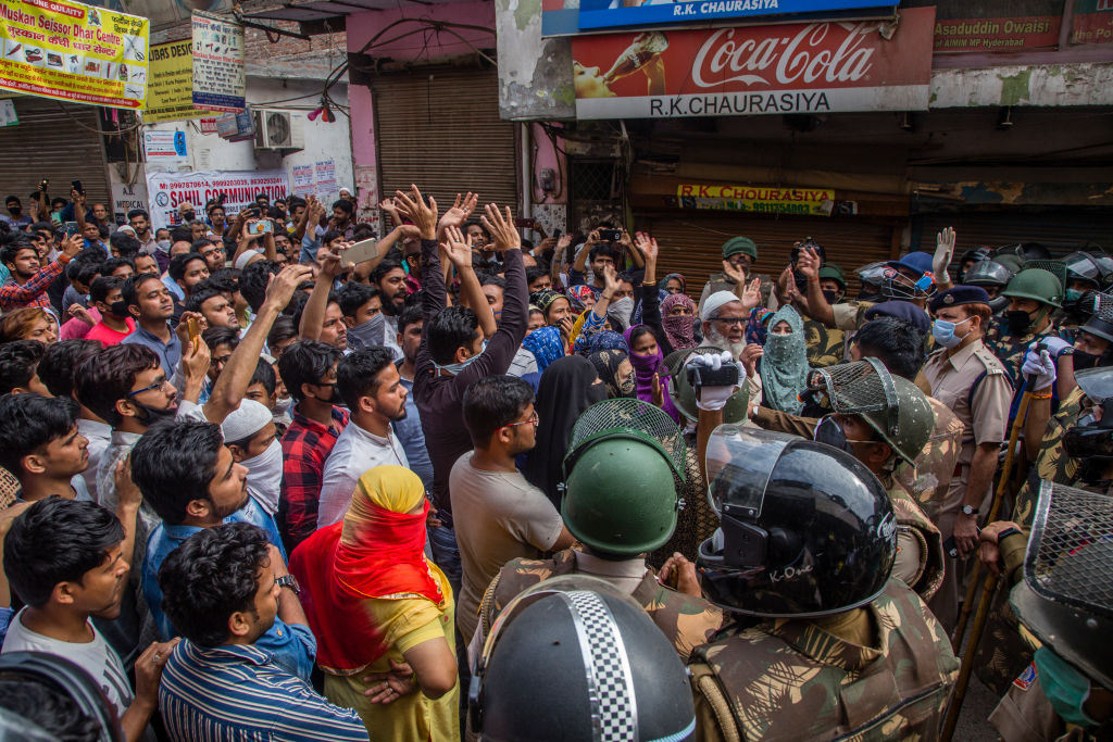 India Imposes Lockdown As The Coronavirus Continue To Spread