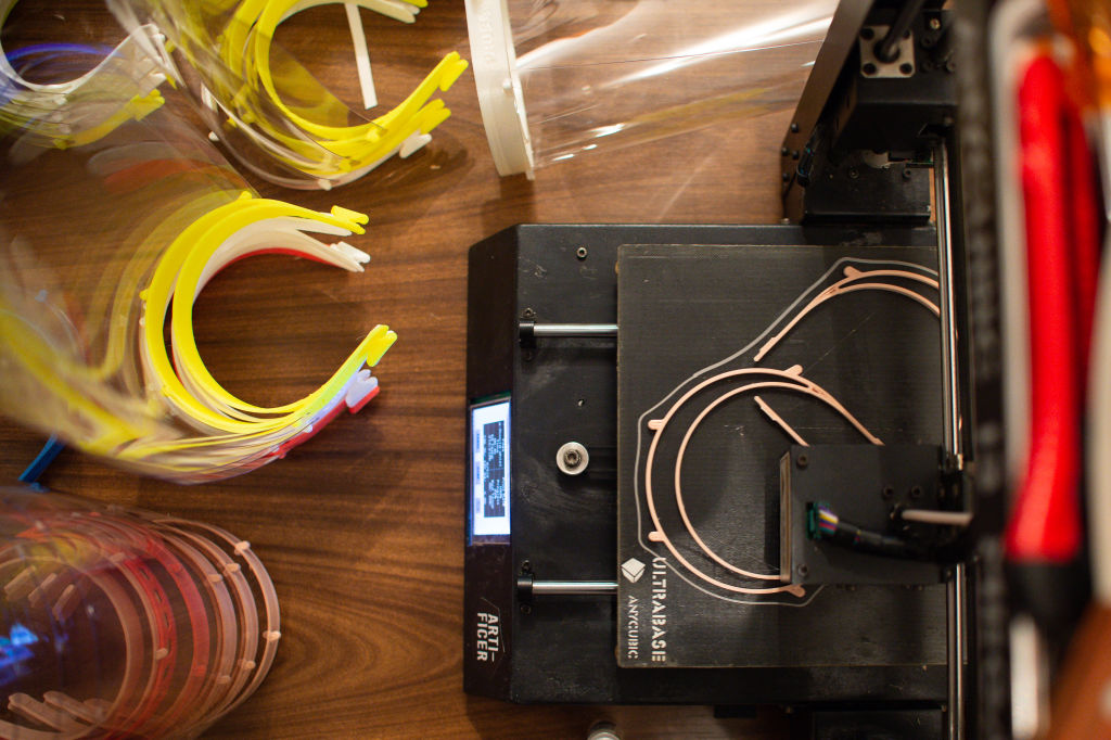 Volunteers Started Printing 3D Masks and Face Shields to be Donated