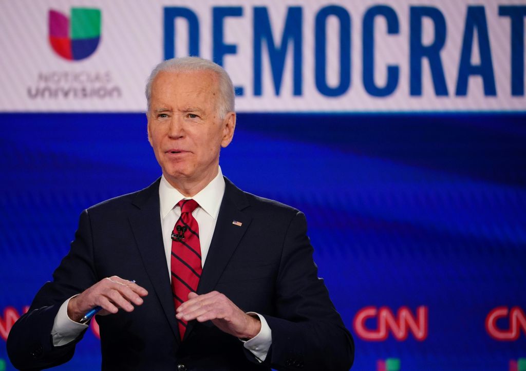 US-POLITICS-VOTE-DEMOCRATS-DEBATE
