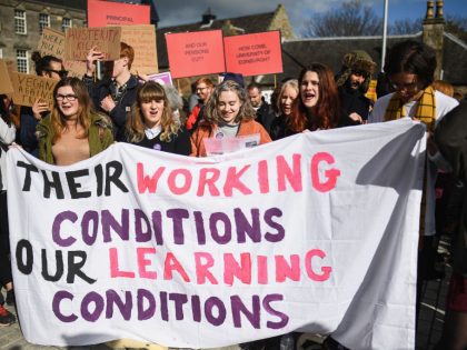 University Lecturers Protest Pension Changes