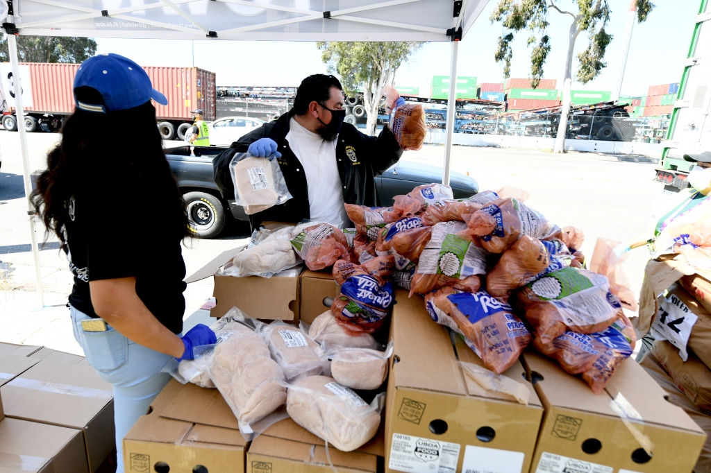 Teamsters Port Division Holds Massive Food Distribution To Feed Port Truck Drivers Impacted By COVID-19 Crises