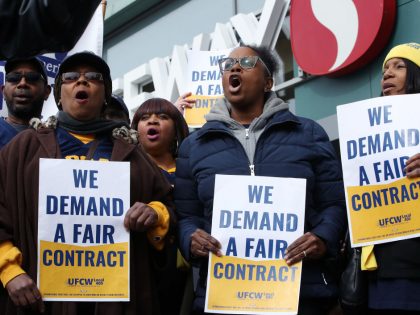 Giant And Safeway Grocery Store Workers Announce They'll Be Voting On Strike