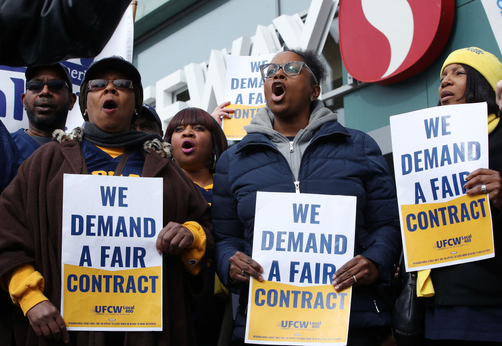 Giant And Safeway Grocery Store Workers Announce They'll Be Voting On Strike