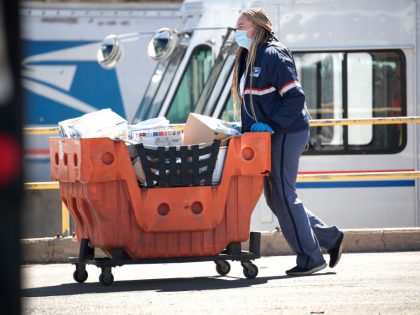 First Chicago Postal Carrier To Die Of COVID-19 Is Honored With Balloon Release