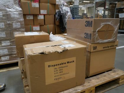 Transport Minister Scheuer Visits Logistics Center During Coronavirus Crisis