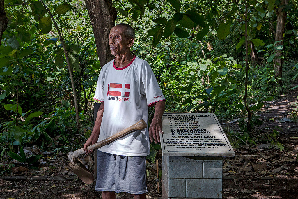 Indonesians Confront Anti-Communist Massacres In 1965