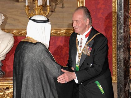 Spanish Royals Receive Saudi King Abdullah Bin Abdul Aziz Al Saud