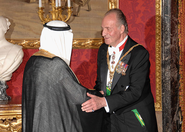 Spanish Royals Receive Saudi King Abdullah Bin Abdul Aziz Al Saud