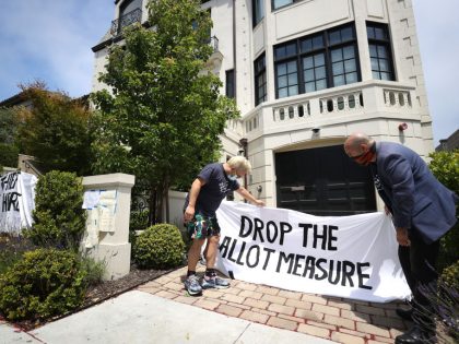 App-Based Workers Protest Outside Home Of Uber CEO Dara Khosrowshahi