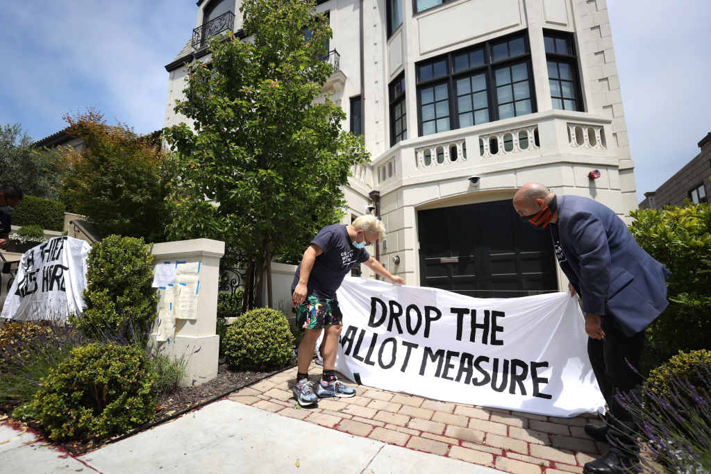 App-Based Workers Protest Outside Home Of Uber CEO Dara Khosrowshahi