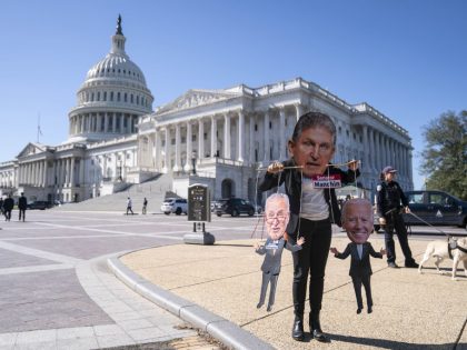 Senate Majority Leader Says Democrats Want Deal This Week On Economic Plan
