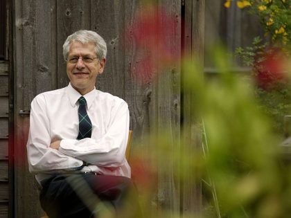 Portrait of Melbourne University Historian Stuart Macintyre, for Encounter/Sat i