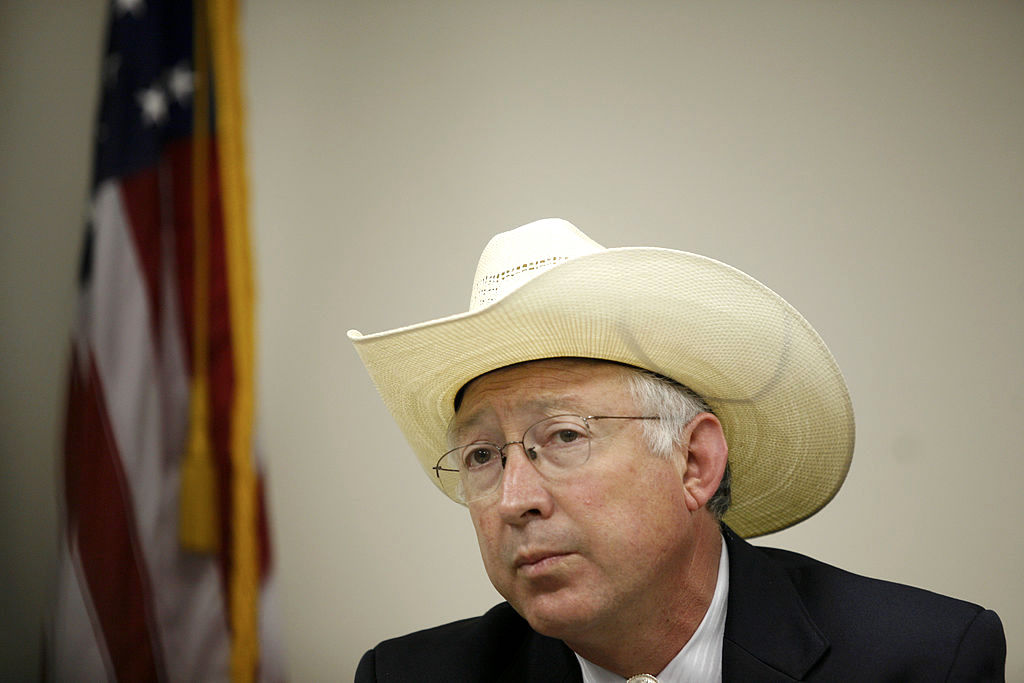 Interior Salazar Discusses Flight 93 Memorial After Meeting With Landowners