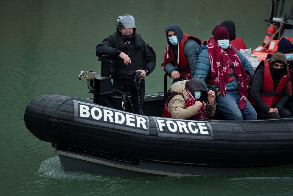 BRITAIN-EUROPE-MIGRANTS