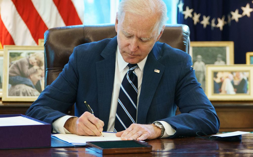US-POLITICS-BIDEN-HEALTH-VIRUS-AID